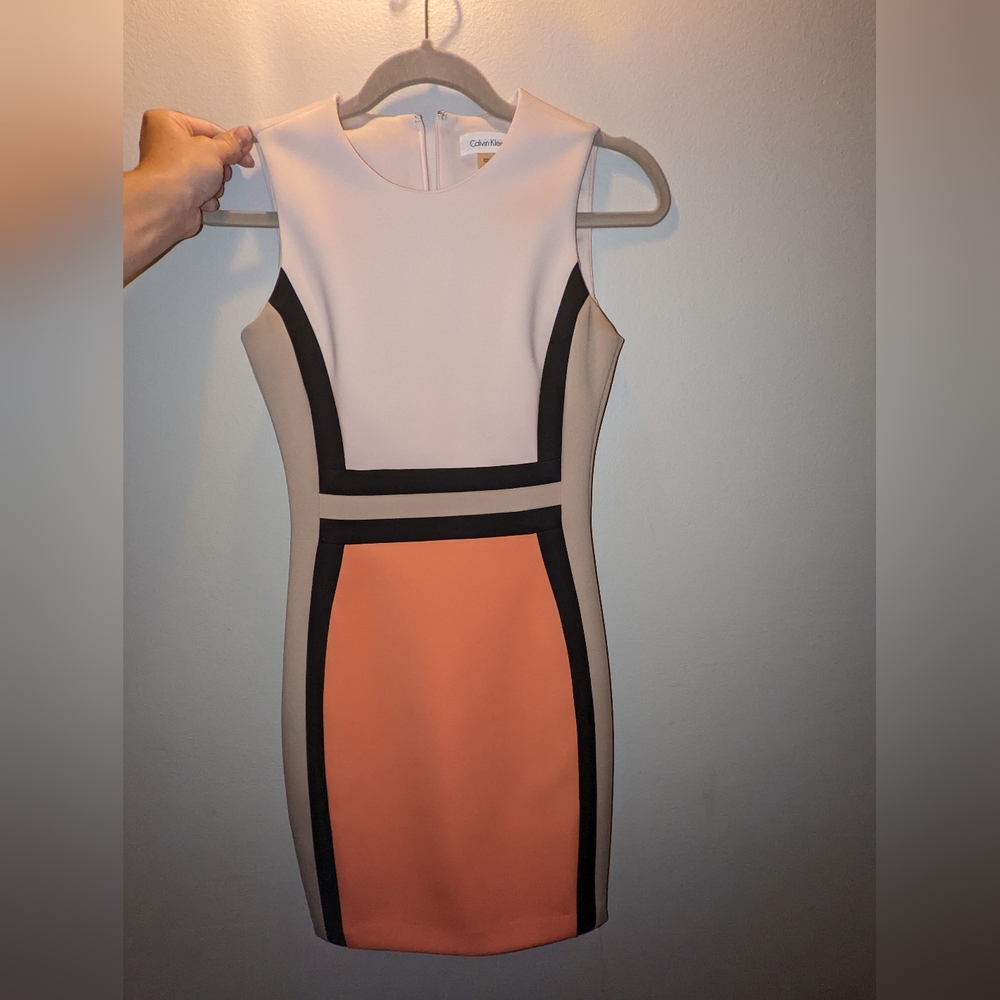 Color block scuba dress
